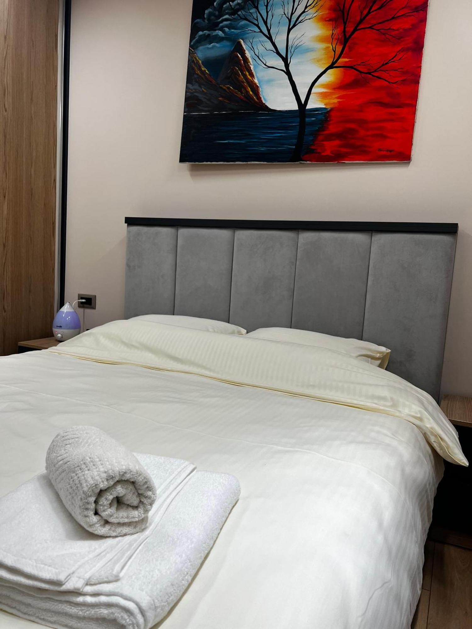 Urban Elderwood Haven Apartament Tirana